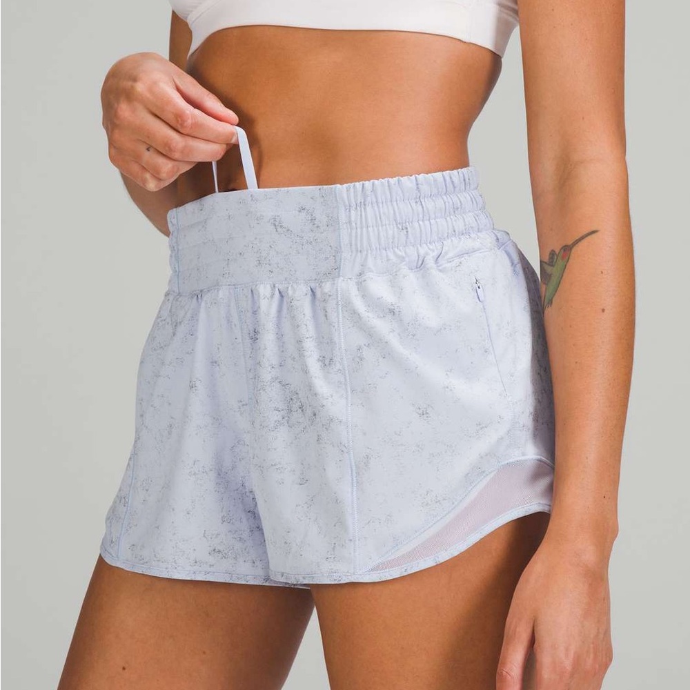 Lululemon Hotty Hot Athletic Shorts Gravel Dust